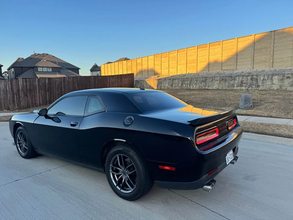 2016 Dodge Challenger 3rd Gen - Image 13 of 17