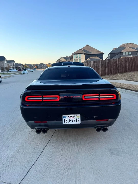 2016 Dodge Challenger 3rd Gen - Image 4 of 17