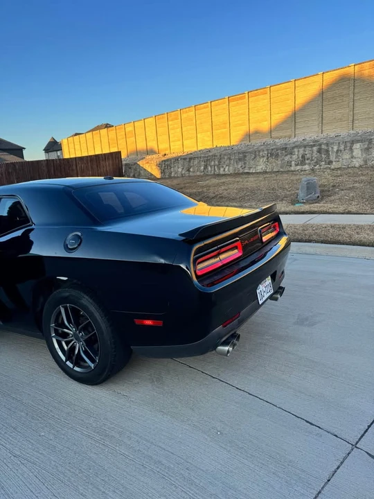 2016 Dodge Challenger 3rd Gen - Image 5 of 17