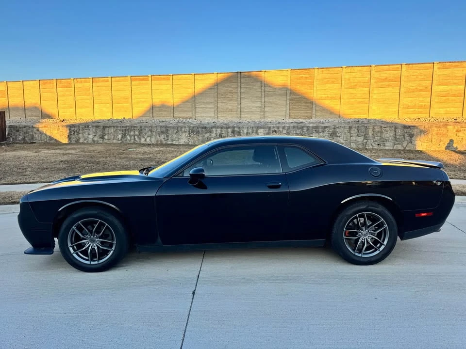 2016 Dodge Challenger 3rd Gen - Image 12 of 17