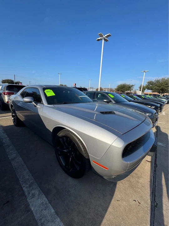 2016 Dodge Challenger 3rd Gen - Image 3 of 4