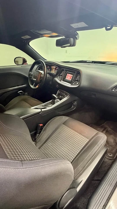 2016 Dodge Challenger 3rd Gen - Image 17 of 18
