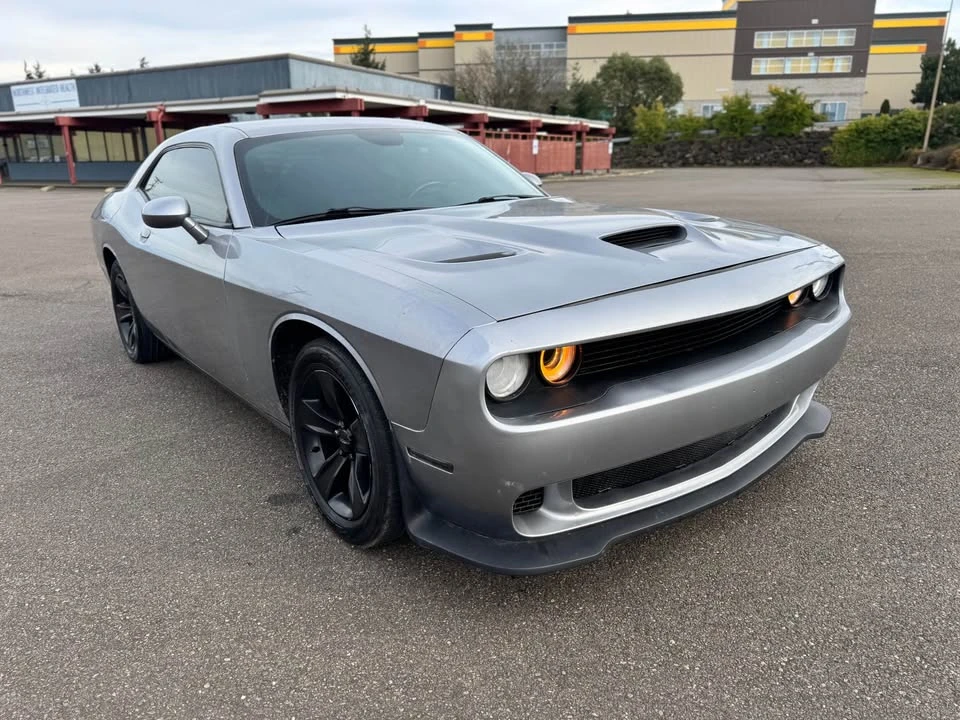 2016 Dodge Challenger 3rd Gen - Image 2 of 10