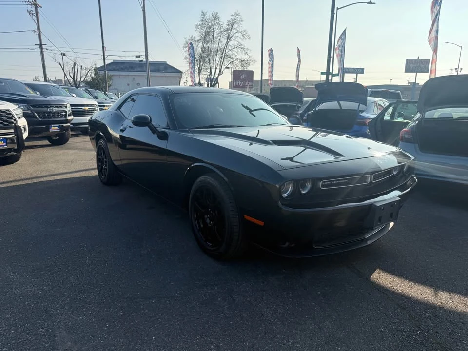 2016 Dodge Challenger 3rd Gen - Image 2 of 16