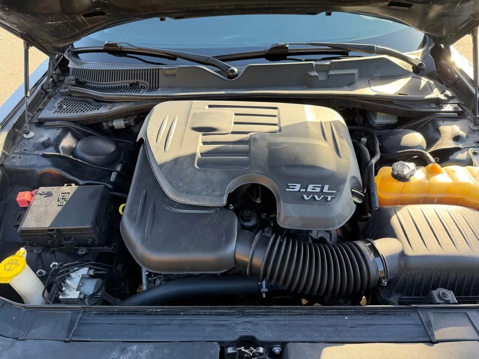 2016 Dodge Challenger - Image 15 of 16