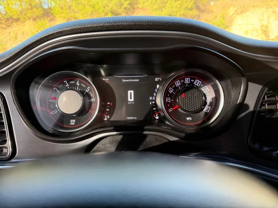 2016 Dodge Challenger - Image 13 of 16