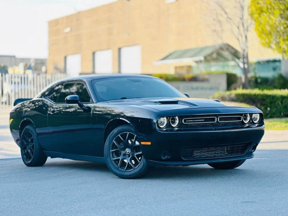 2016 Dodge Challenger 3rd Gen - Image 2 of 14
