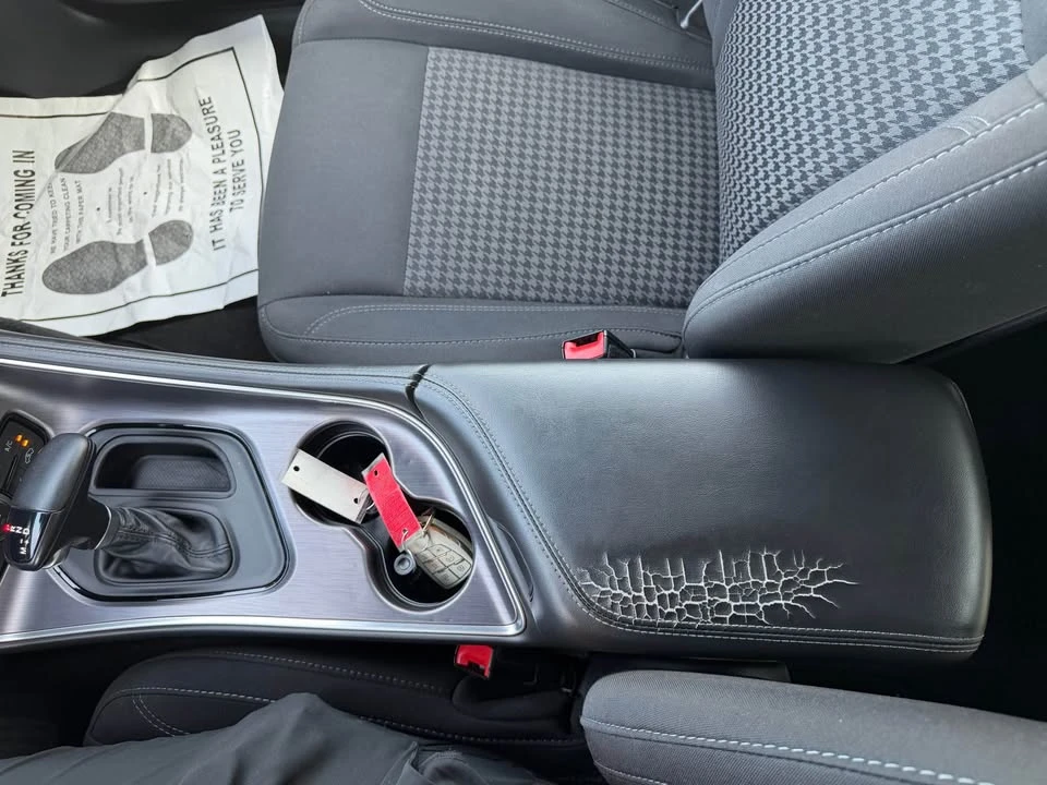 2016 Dodge Challenger 3rd Gen - Image 7 of 9