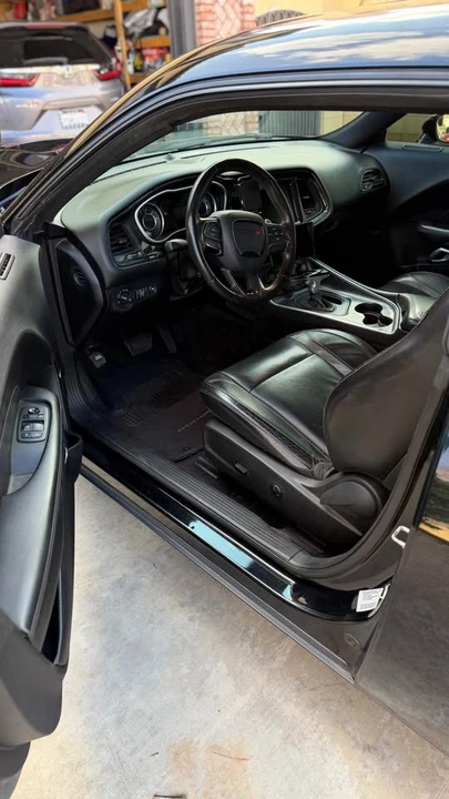 2016 Dodge Challenger 3rd Gen - Image 5 of 9