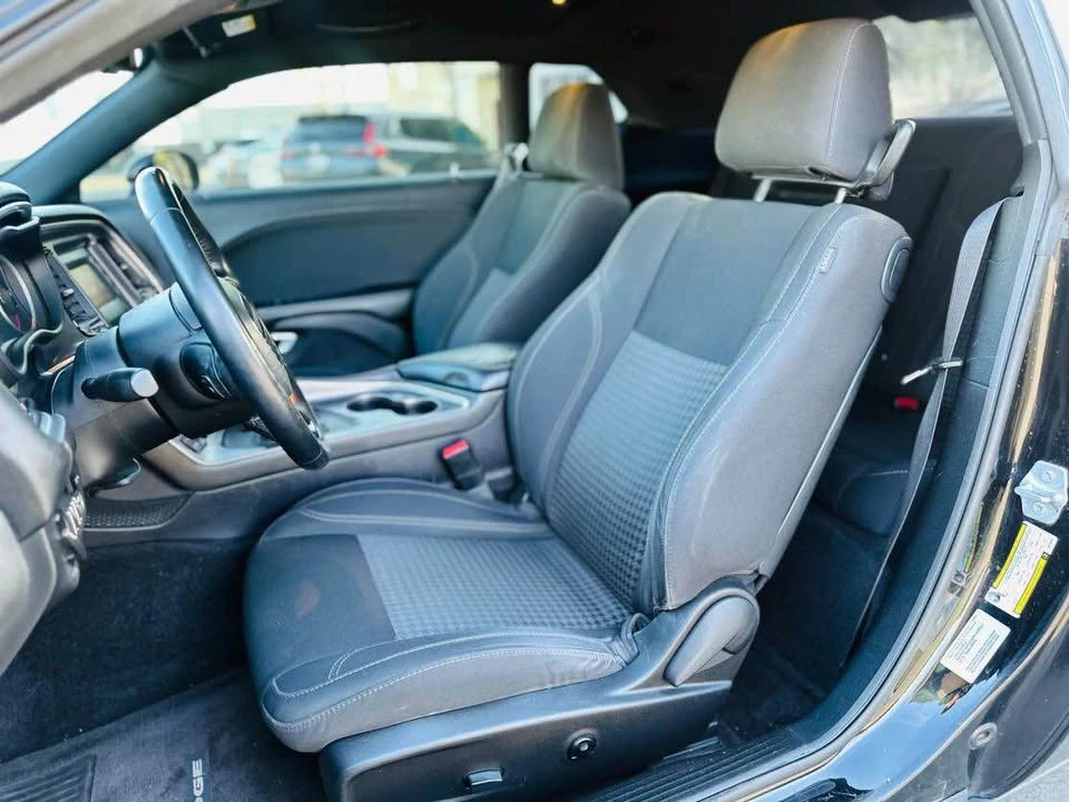2016 Dodge Challenger 3rd Gen - Image 7 of 14