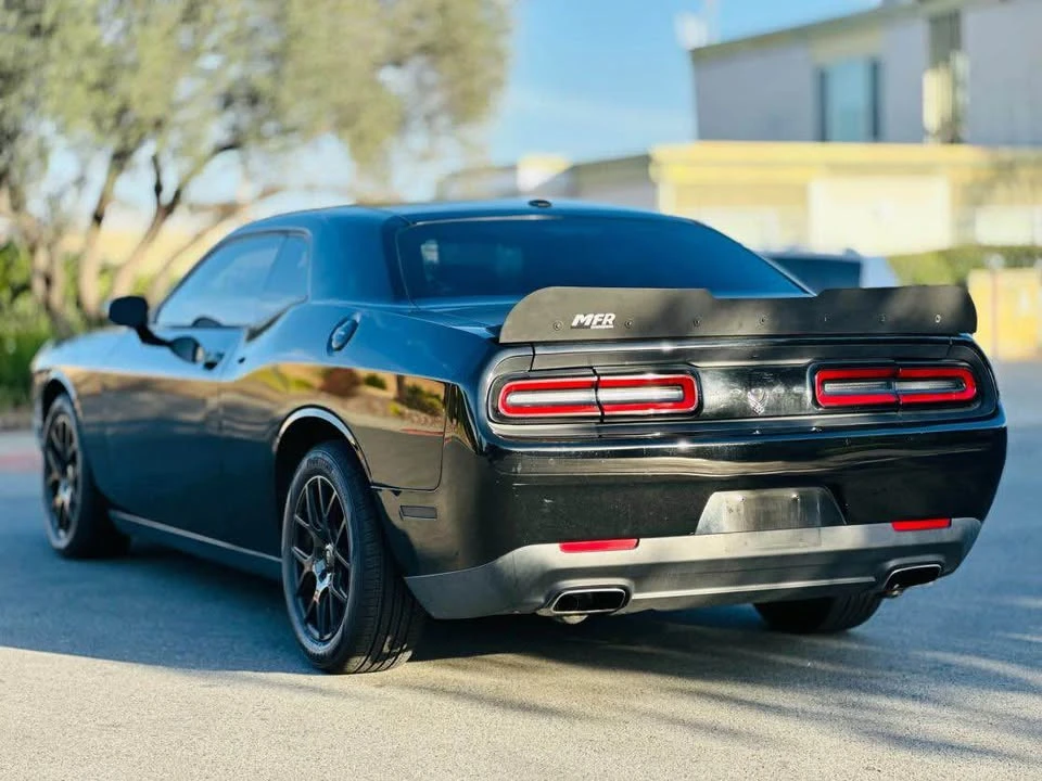 2016 Dodge Challenger 3rd Gen - Image 5 of 14