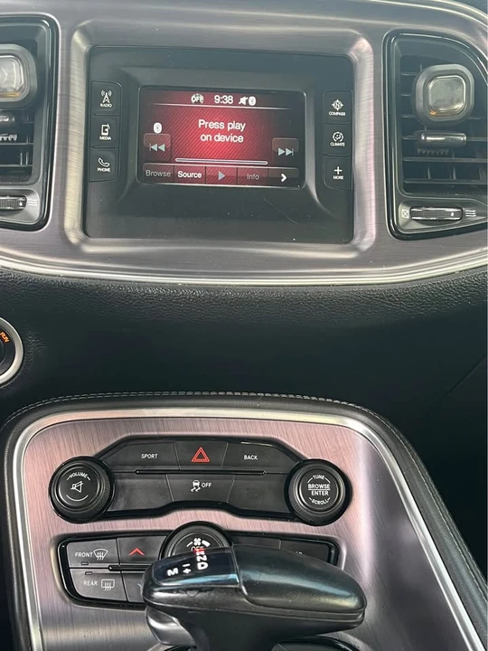 2016 Dodge Challenger 3rd Gen - Image 11 of 12