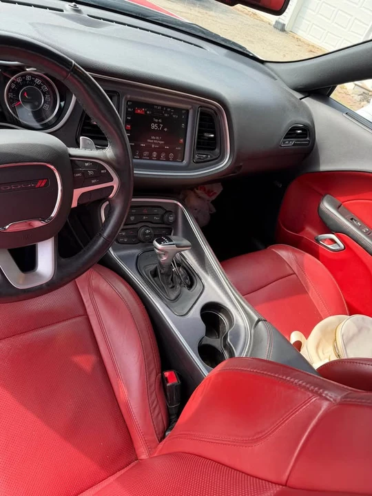 2016 Dodge Challenger 3rd Gen - Image 7 of 8