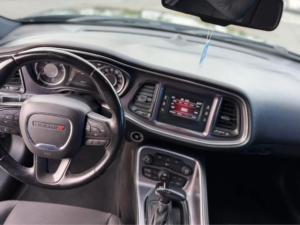 2016 Dodge Challenger - Image 4 of 10