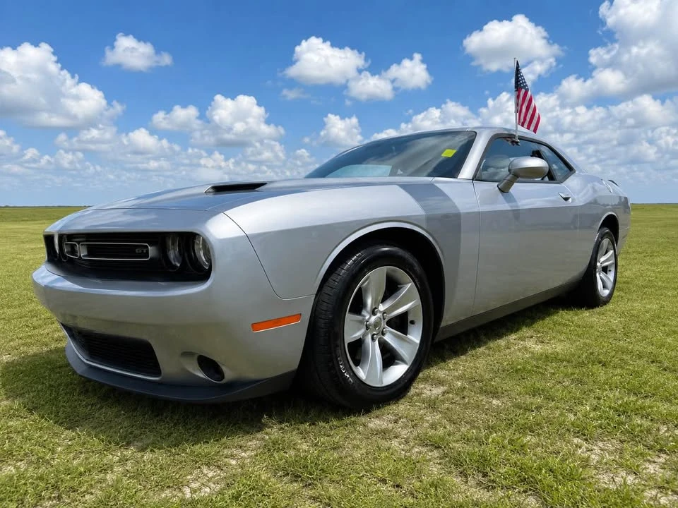 2016 Dodge Challenger 3rd Gen - Image 2 of 2