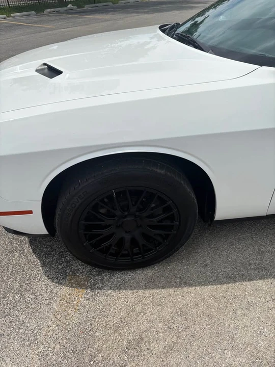 2016 Dodge Challenger 3rd Gen - Image 15 of 20
