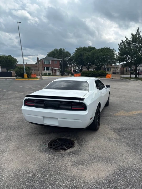 2016 Dodge Challenger 3rd Gen - Image 10 of 20