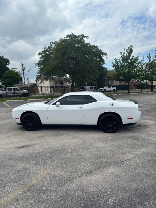 2016 Dodge Challenger 3rd Gen - Image 13 of 20