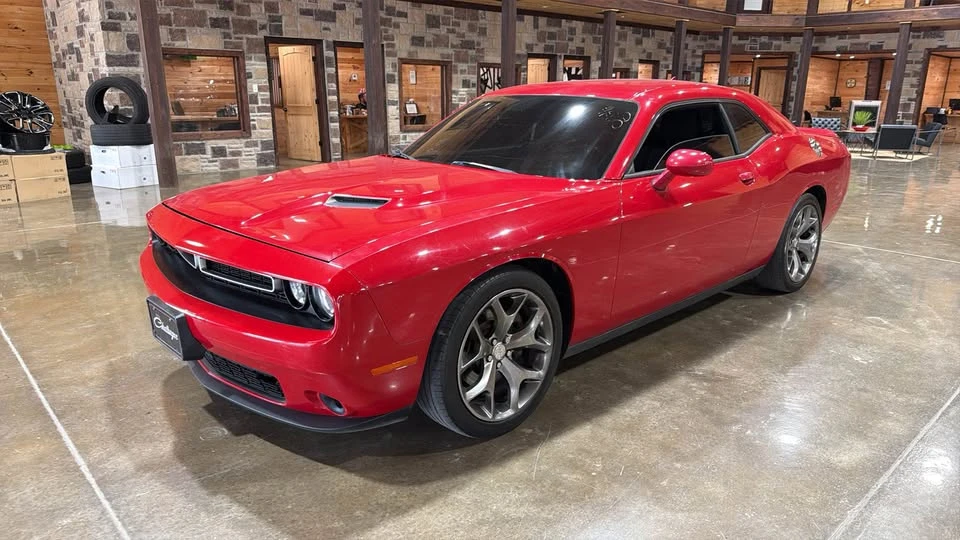 2016 Dodge Challenger 3rd Gen - Image 3 of 12