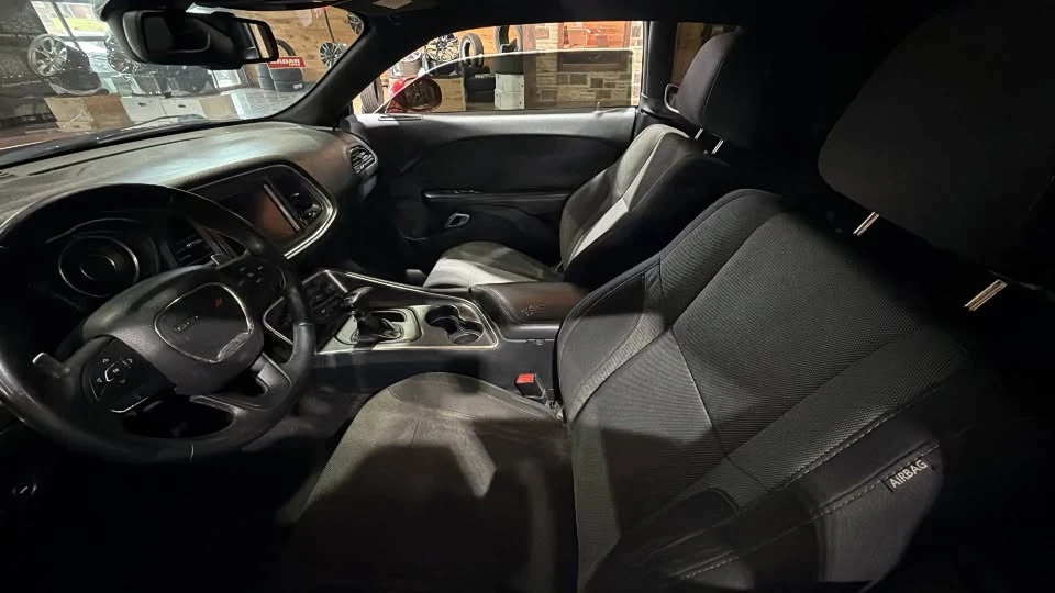 2016 Dodge Challenger 3rd Gen - Image 8 of 12