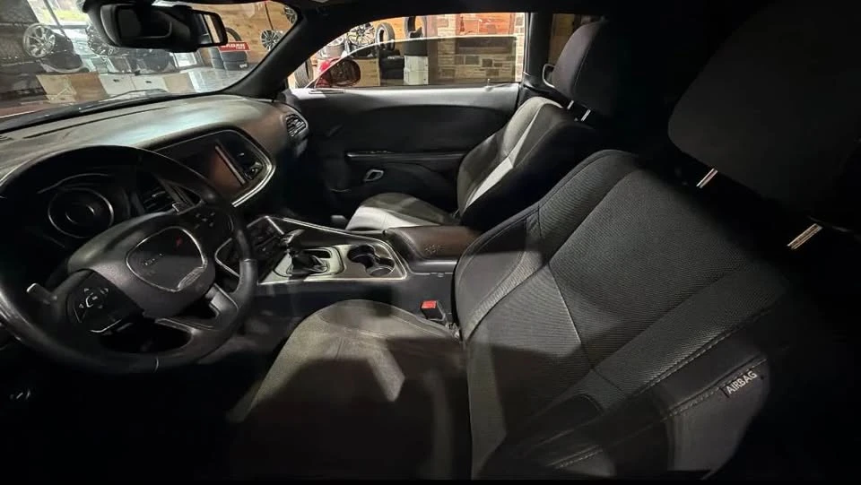 2016 Dodge Challenger 3rd Gen - Image 7 of 9