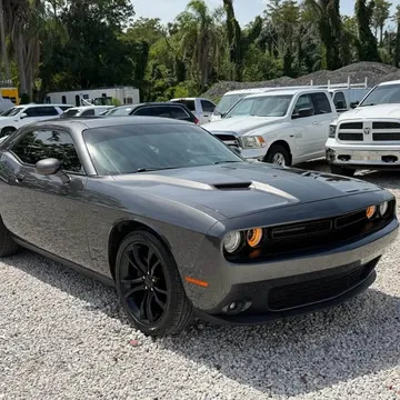 2016 Dodge Challenger SXT Coupe