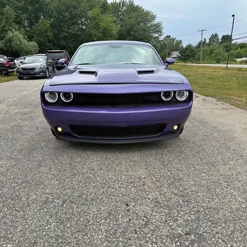 2016 Dodge Challenger SXT Coupe 2D