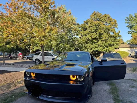 2016 Dodge Challenger SXT Coupe 2D