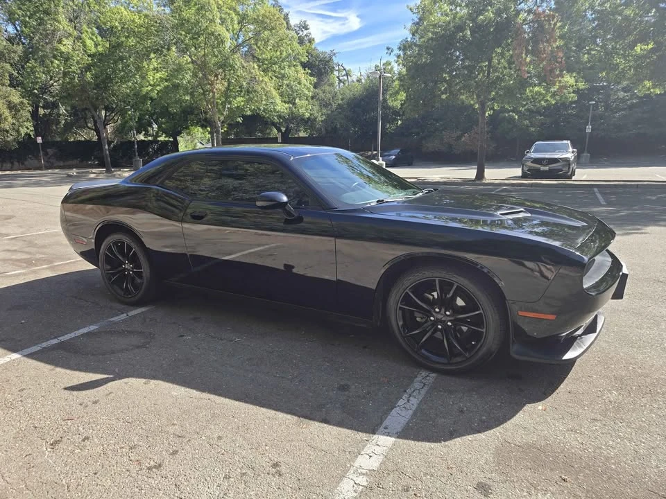 2016 Dodge Challenger 3rd Gen - Image 3 of 9