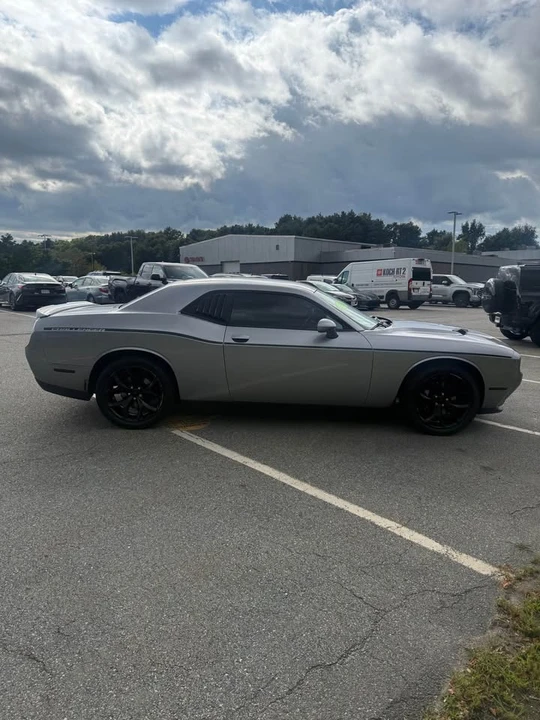 2016 Dodge Challenger 3rd Gen - Image 2 of 7