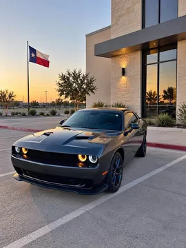 2016 Dodge Challenger SXT Coupe 2D