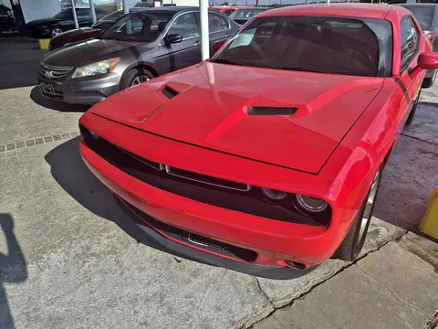 2016 Dodge Challenger SXT Coupe 2D