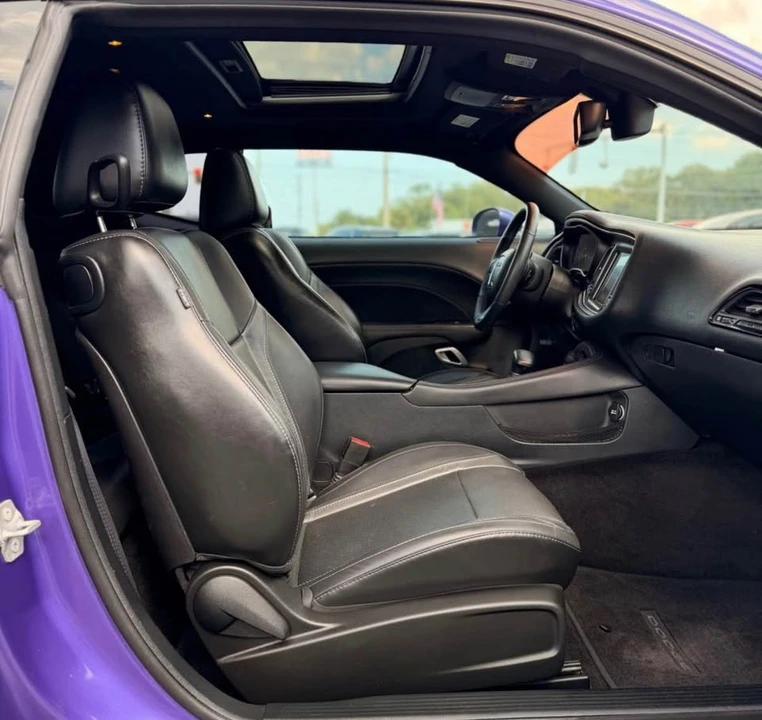 2016 Dodge Challenger 3rd Gen - Image 14 of 15
