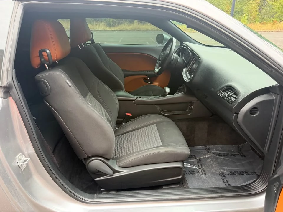2016 Dodge Challenger 3rd Gen - Image 12 of 15