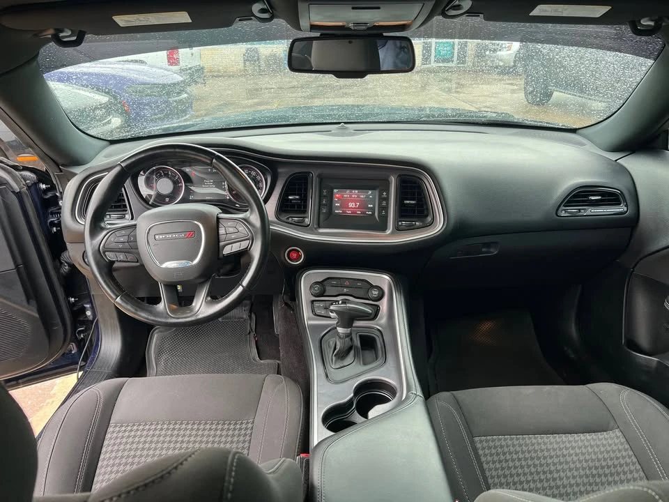 2016 Dodge Challenger 3rd Gen - Image 17 of 18
