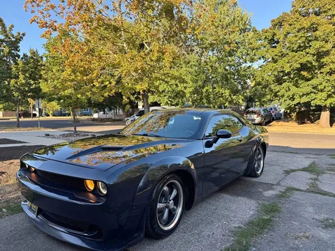 2016 Dodge Challenger SXT Coupe 2D