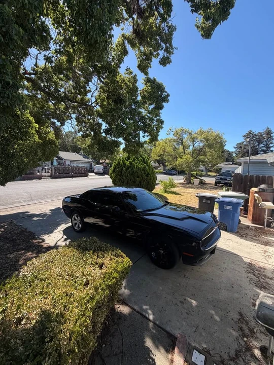 2016 Dodge Challenger 3rd Gen - Image 2 of 8