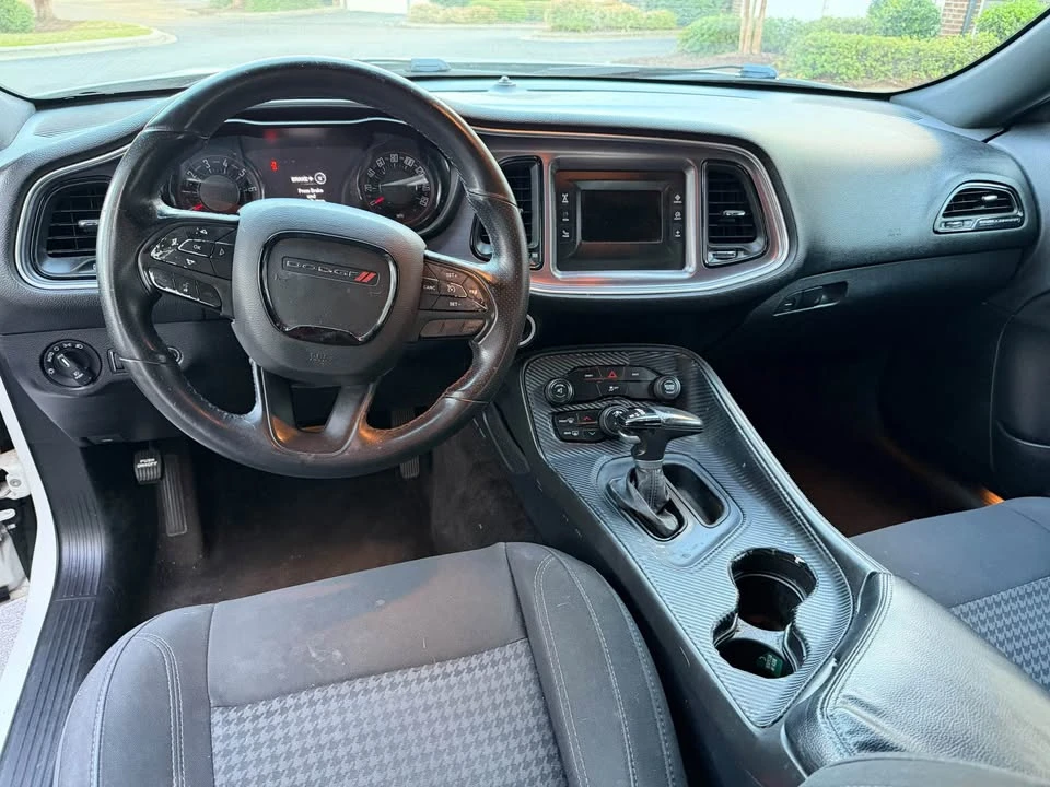 2016 Dodge Challenger 3rd Gen - Image 5 of 6