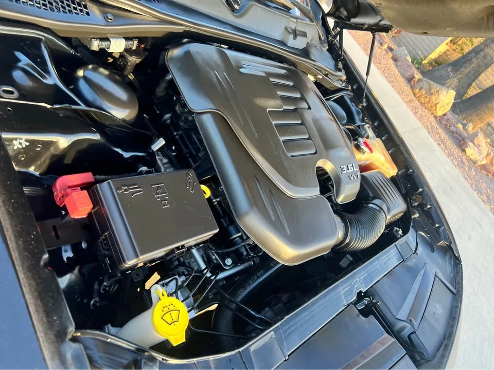 2016 Dodge Challenger 3rd Gen - Image 13 of 14