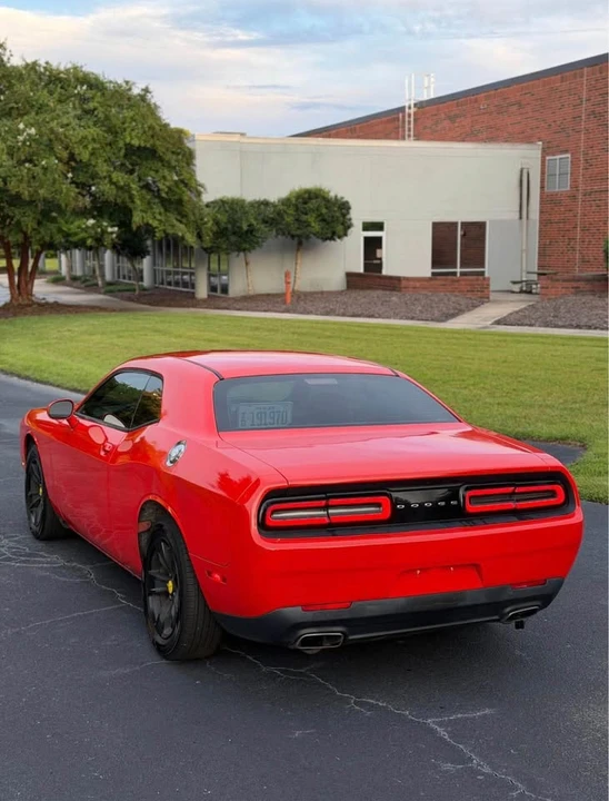 2016 Dodge Challenger 3rd Gen - Image 5 of 14