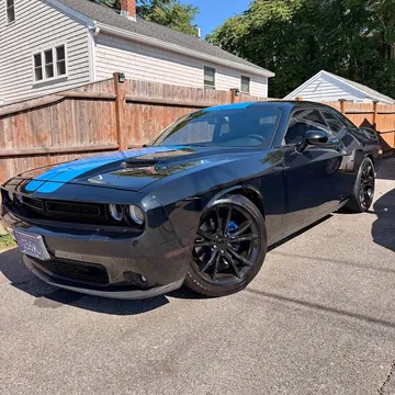 2016 Dodge Challenger SXT Coupe 2D