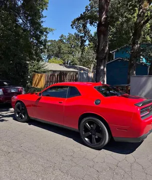 2016 Dodge Challenger SXT Coupe