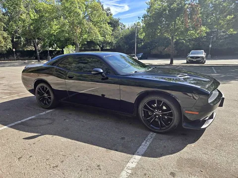 2016 Dodge Challenger SXT Coupe 2D