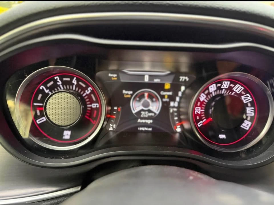 2016 Dodge Challenger 3rd Gen - Image 9 of 14