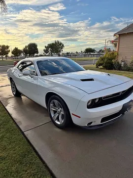 2016 Dodge Challenger SXT Coupe 2D