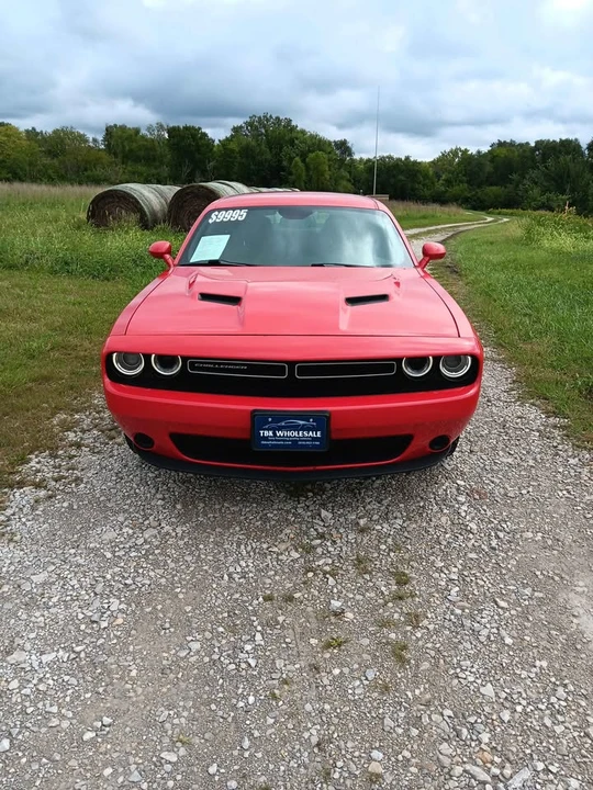 2016 Dodge Challenger 3rd Gen - Image 2 of 10