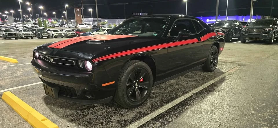 2016 Dodge Challenger 3rd Gen - Image 2 of 5