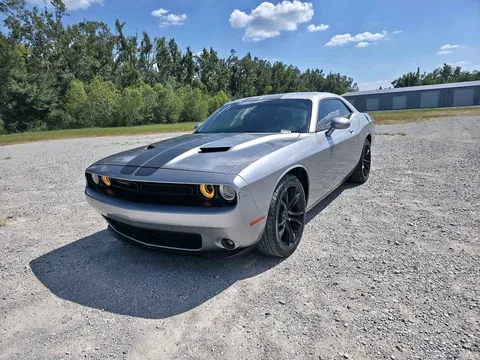 2016 Dodge Challenger SXT Coupe 2D