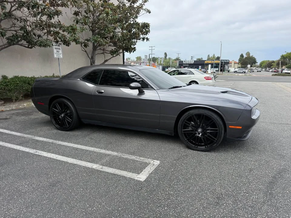 2016 Dodge Challenger 3rd Gen - Image 5 of 18