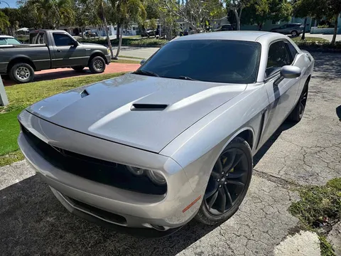 2016 Dodge Challenger SXT Coupe 2D